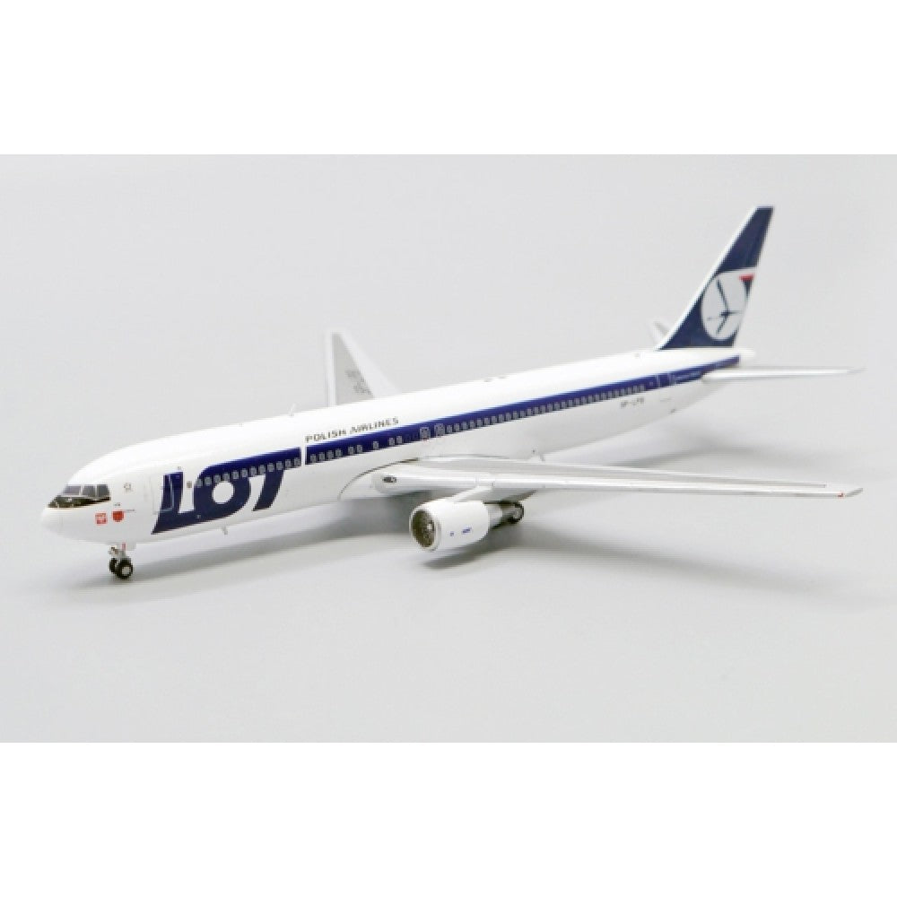 Available to Order – Lot Polish Airlines Boeing 767-300ER Reg: SP-LPB with Antenna 1:400 Jc Wings Model (JC40055)