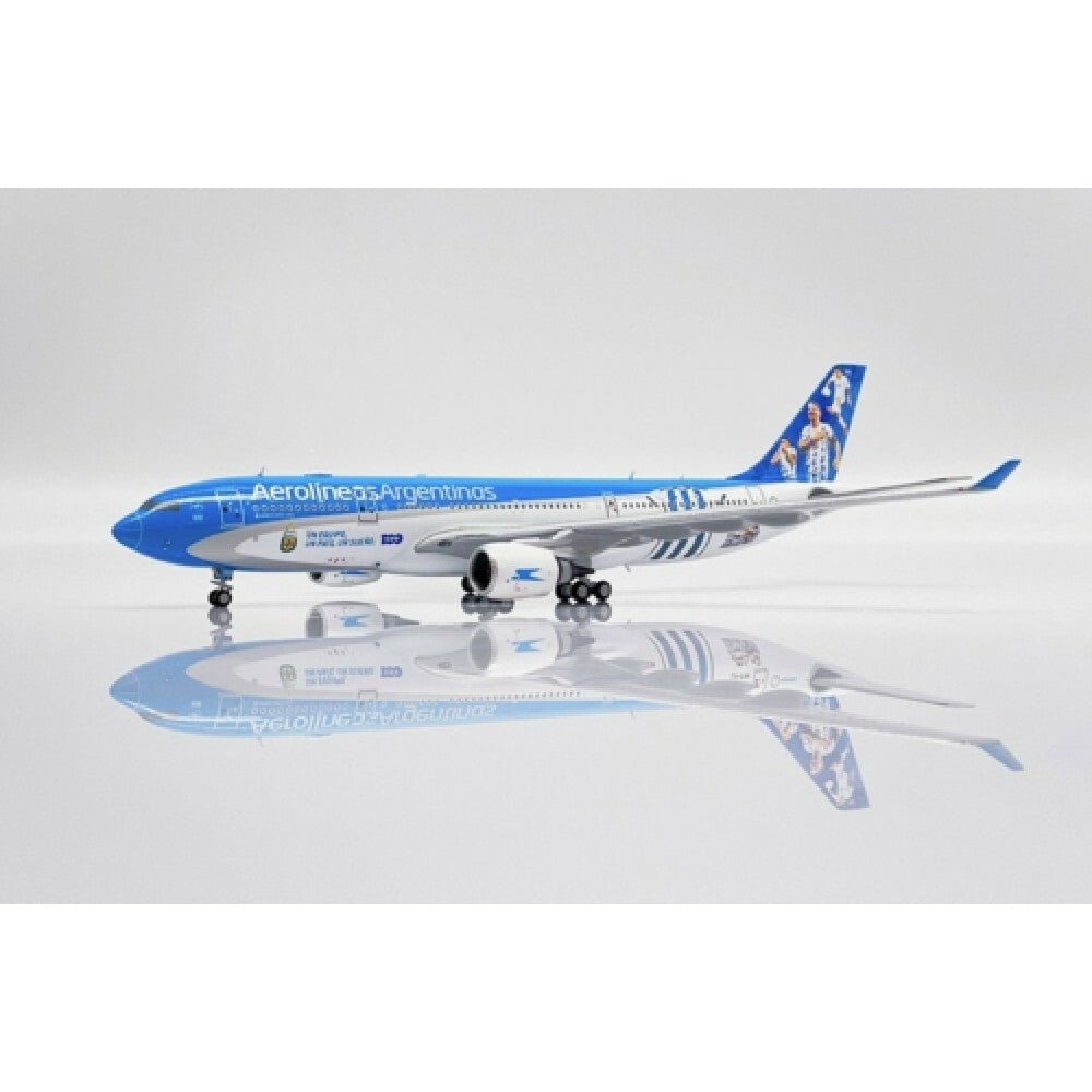 Available to Order – Aerolineas Argentinas Airbus A330-200 Argentina Football Livery Reg: LV-FVH with Antenna 1:400 Jc Wings Model (JCSA4019)