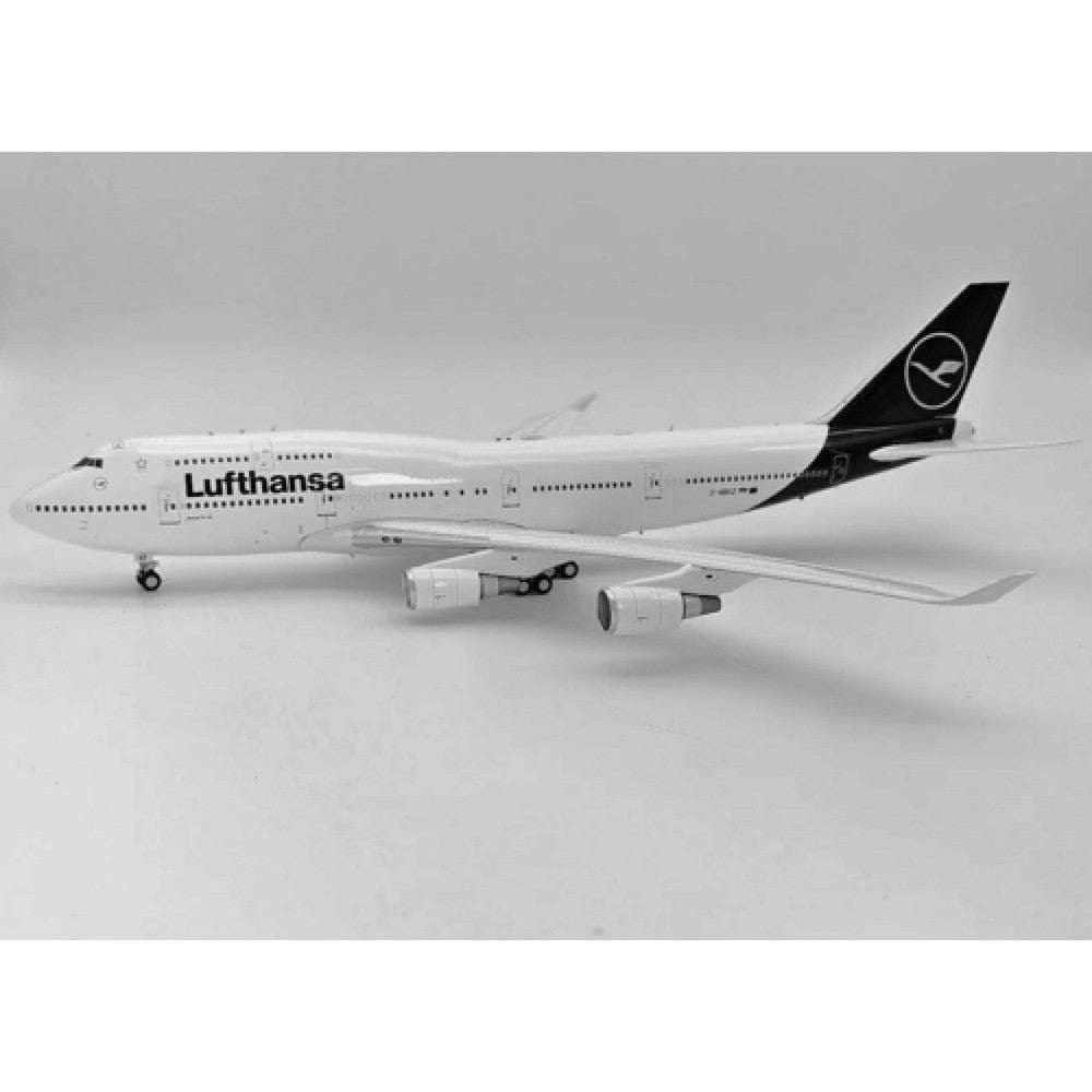 THIS ITEM IS AVAILABLE TO ORDER - 1:200 J FOX JF7474067 747-430 LUFTHANSA D-ABVY