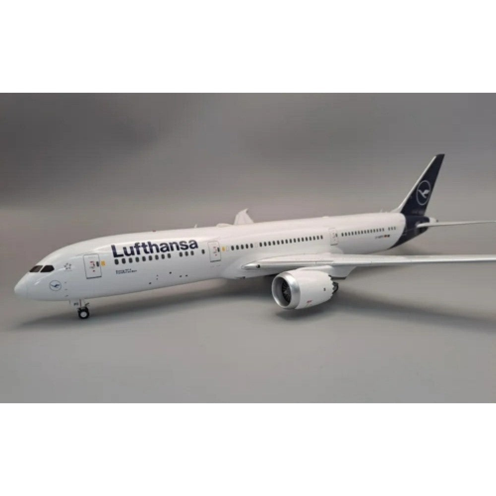 THIS ITEM IS AVAILABLE TO ORDER - 1:200 J FOX JF7879005 787-9 LUFTHANSA - FRANKFURT AM MAIN D-ABPD LTD 58PCS