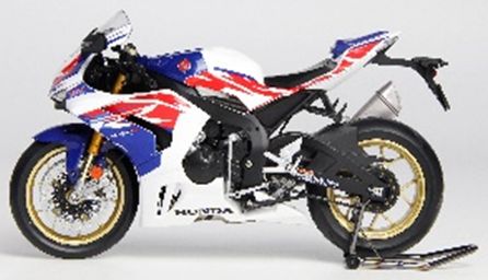 Available To Order – Honda CBR1000RR-R Fireblade SP White 1:12 LCD Models Model (LCD M04W)
