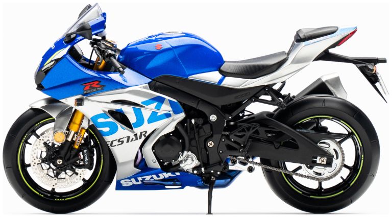 Available To Order – Suzuki R1000 2020 Motorcyle Silver 1:12 LCD Models Model (LCD M2001S)