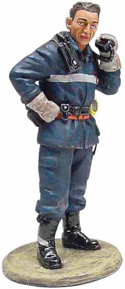 Fireman - full dress - Madrid Spain 2003 1:32 – diecast model