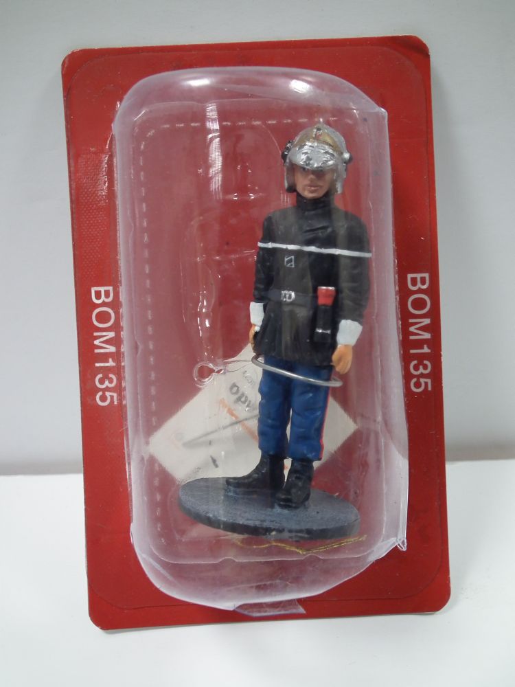 fireman firedress Paris - 1988 1:32 – diecast model