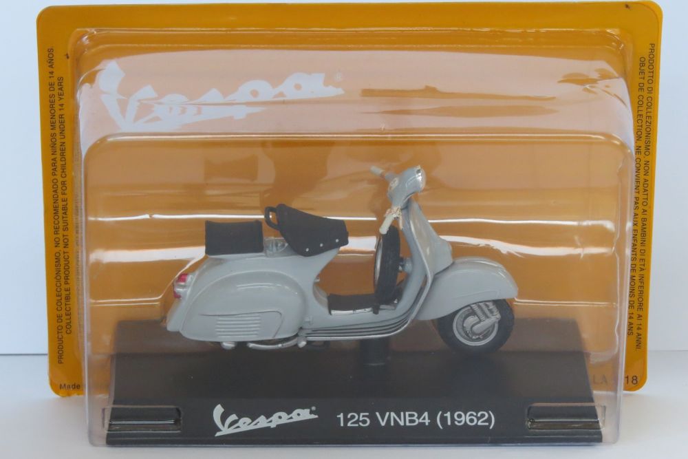 Vespa 125 VNB4 1962 Vespa Collection in 1:18 1:18 – diecast model