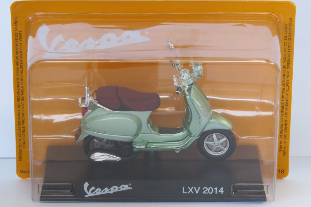 Available To Order – Vespa LXV 2014 Vespa Collection in 1:18 1:18 (MAG NL102)