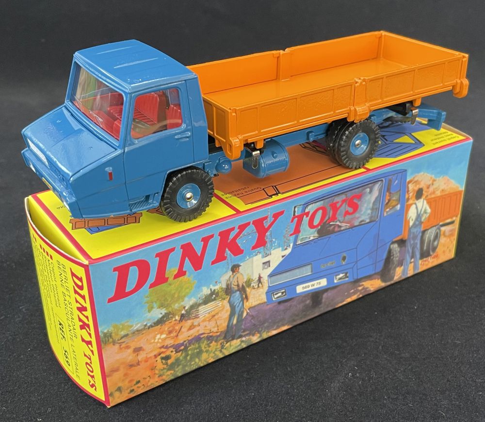 Berliet Stradair Blue (569) Atlas reproduced 'Dinky' – diecast model