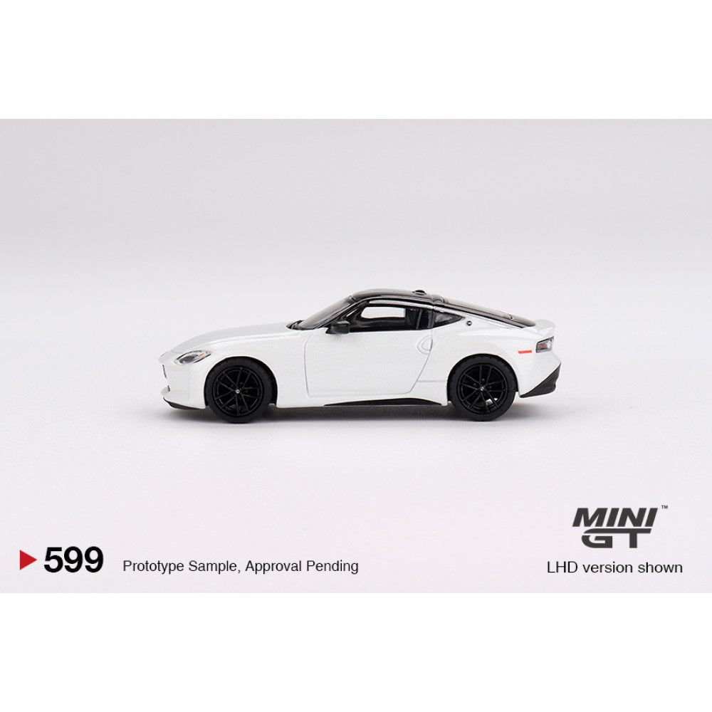 Nissan Z Performance 2023 Everest White (LHD) 1:64 Mini GT Model Car (MGT00599-L)