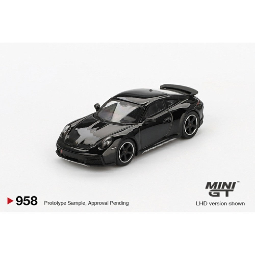 1:64 MINI GT MGT00958-R PORSCHE 911 DAKAR BLACK (RHD)