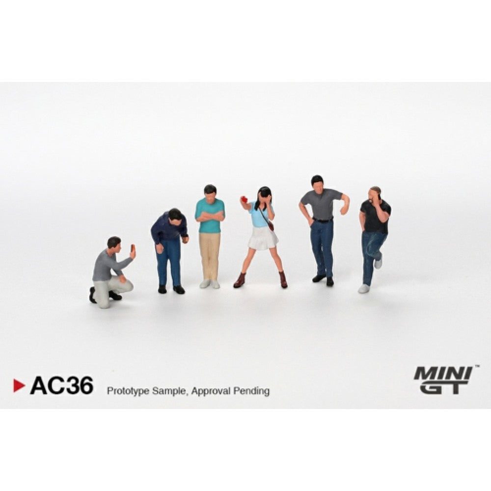 1:64 MINI GT Figurine: Car Enthusiasts MGTAC36
