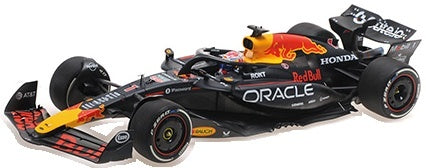 Oracle Red Bull Racing RB21 Max Verstappen Winner Emilia-Romagna GP 2025 1:18 Minichamps Model