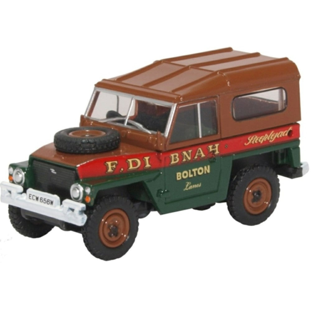 Available to Order – Land Rover Lightweight Hard Top Fred Dibnah 1:76 Oxford Diecast Model (OX76LRL006)
