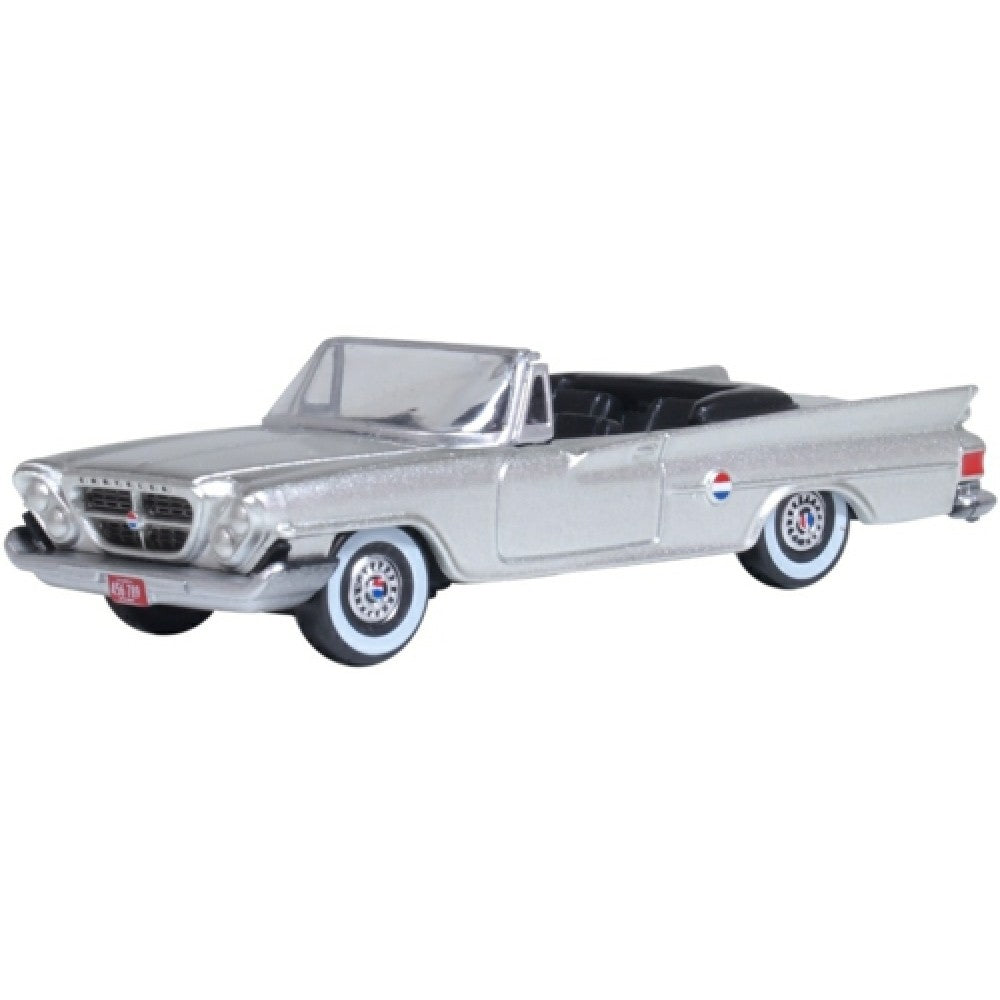 Available to Order – Chrysler 300g Convertible (open) Sheffield Silver 1:87 Oxford Diecast Model (OX87CC61007)