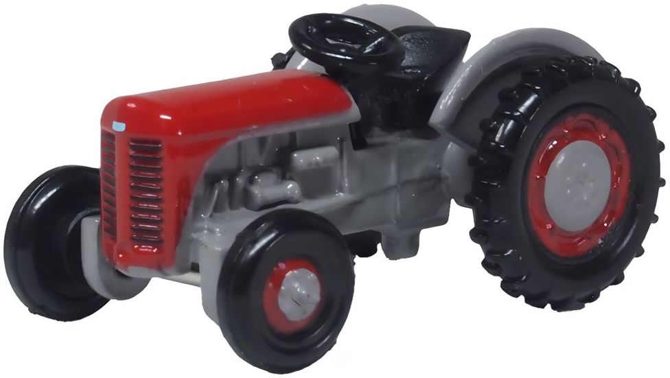 Available To Order – Ferguson TEA Red 1:120 (OXF 120TEA002)