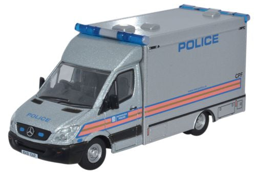 Available To Order – Mercedes Explosives Ordnance Disposal Metr 1:76 Oxford Diecast Model (OXF 76MA003)