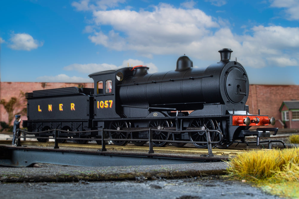 Available to Order – LNER (Plain black) 1057 Class J26 Sound Fitted 1:76 (OXR 76J26001XS)