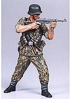 Available to Order – WWII German Elite Infantry Man 1:16 (TAM 36303)