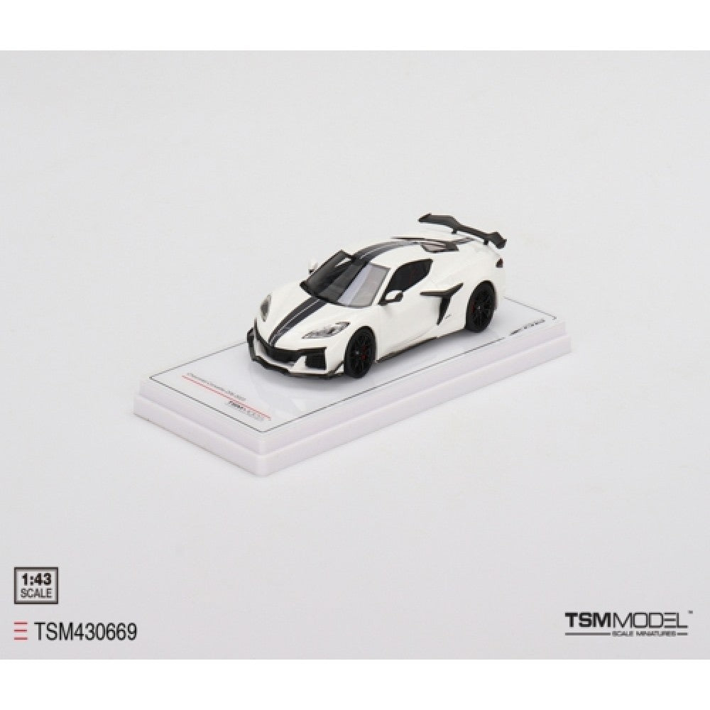 THIS ITEM IS AVAILABLE TO ORDER FROM OUR SUPPLIER - 1:43 TSM TSM430669 CHEVROLET CORVETTE Z06 2023 ARCTIC WHITE