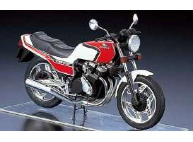 Honda CBX400F, plastic modelkit 1:12 Aoshima Model