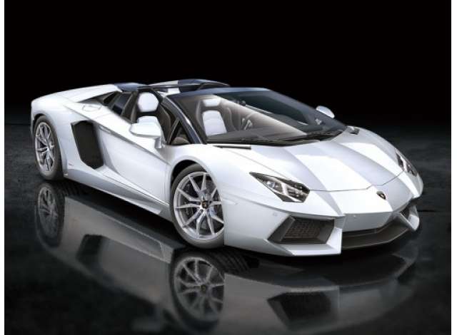 2012 Lamborghini Aventador LP700-4 Roadster, plastic modelkit 1:24 Aoshima Model