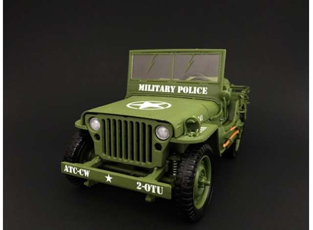 1944 Jeep Willys *Militairy Police*, green 1:18 American Diorama Model