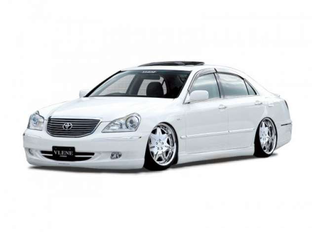#151 Toyota UZS151 Crown Majesta C-Type, plastic modelkit 1:24 Aoshima Model