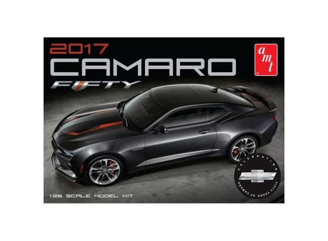 2017 Chevrolet Camaro 50th Anniversary, plastic modelkit 1:25 AMT Model