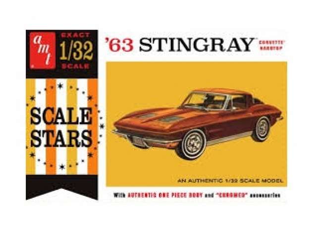 1963 Chevy Corvette, plastic modelkit 1:32 AMT Model