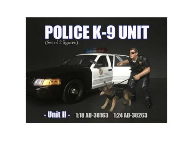 Police K9 Unit set. Police officer and K9 dog 1:24 American Diorama Model