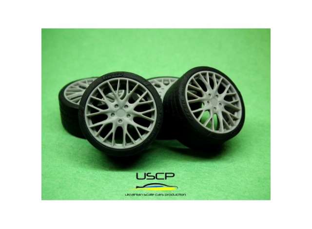 21 inch Porsche Panamera Sport Design with tires 1:24 USCP Model
