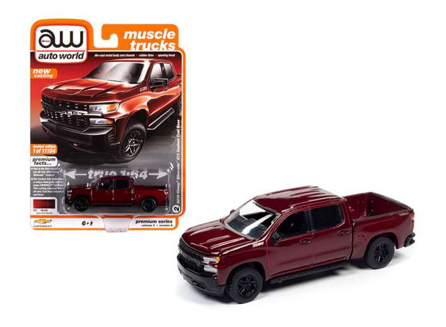 2019 Chevy Silverado Custom Trailboss, cajun red tintcoat 1:64 Auto World Model