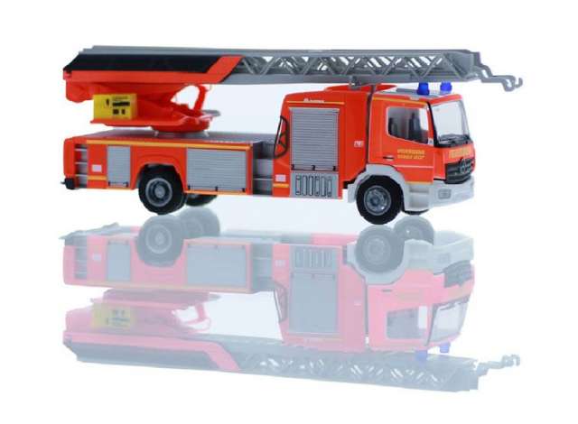 Available To Order – Mercedes Benz Atego Mag. DLK Feuerwehr Hof, red 1:87 Rietze Model (RZ71620)