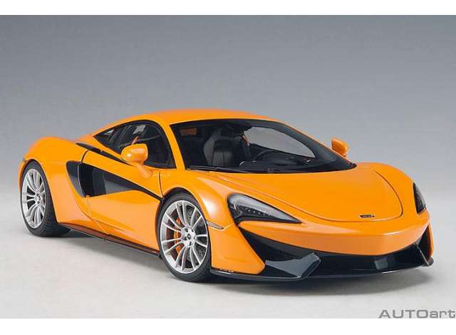 McLaren 570S, orange 1:18 AutoArt Model