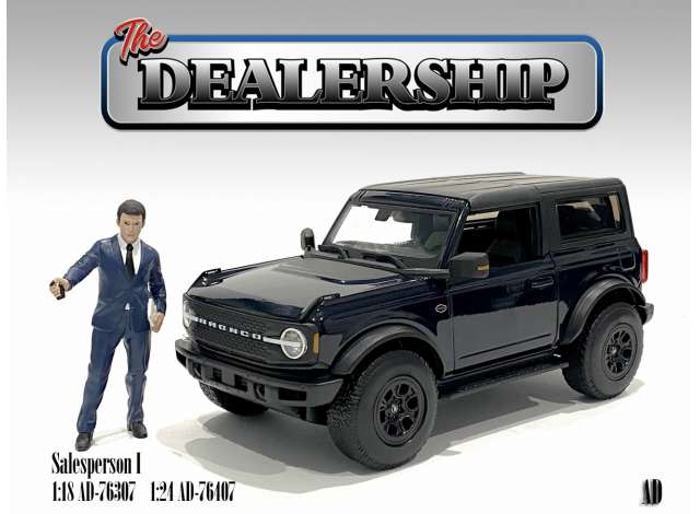 the Dealership *Salesperson I* 1:24 American Diorama Model