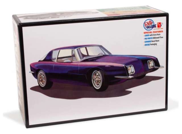 1963 Studebaker Avanti, plastic modelkit 1:25 AMT Model