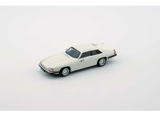 1984 Jaguar XJS, glacier white 1:64 BM Creations Model