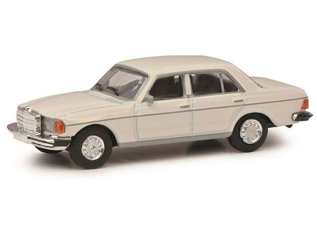 Pre-Order – Mercedes Benz 280E (W123), beige 1:64 Schuco Model (schuco20381) – ETA. September 2026