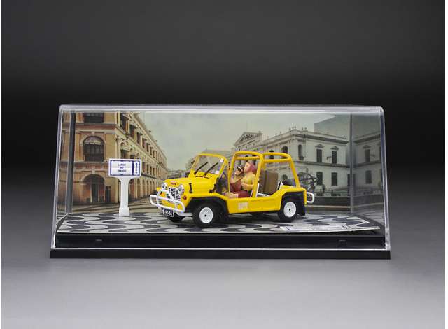 Pre-Order – 1968 Austin Mini Moke Including 2 resin Figure's & Macau Street Sign. 1:43 Vitesse SunStar Model (vss21154) – ETA. September 2026