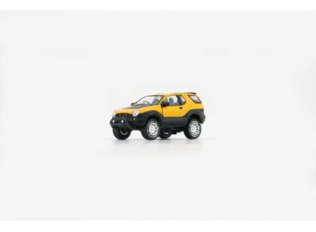 1997-2001 Isuzu Vehicross, yellow 1:64 BM Creations Model