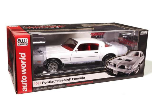 1977 Pontiac Firebird Formula, cameo white 1:18 Auto World Model