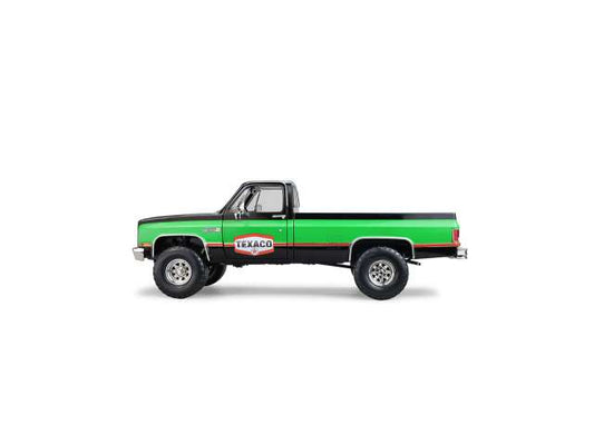 Pre-Order – 1986 GMC High Sierra K1500 *Texaco*, black/green 1:18 GreenLight Model (gl13698) – ETA. September 2026