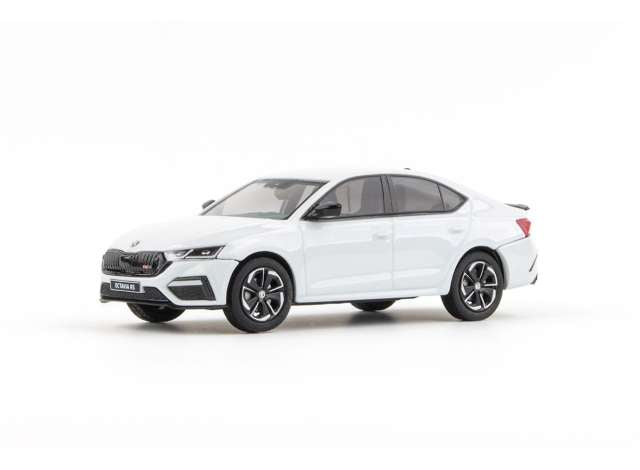 2020 Skoda Octavia IV RS, moon white metallic 1:43 Abrex Model