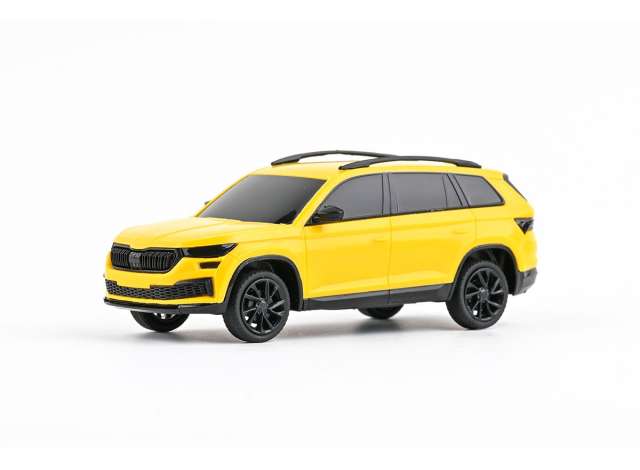 Skoda Kodiaq FL- Plastic Car, yellow 1:43 Abrex Model