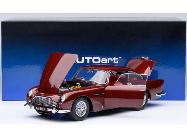 Aston Martin DB5, dubonnet rosso 1:18 AutoArt Model
