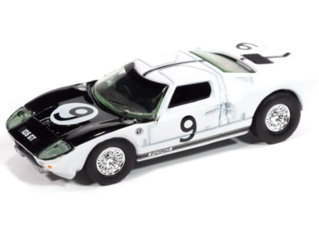 1964 Ford GT40, white 1:64 Auto World Model