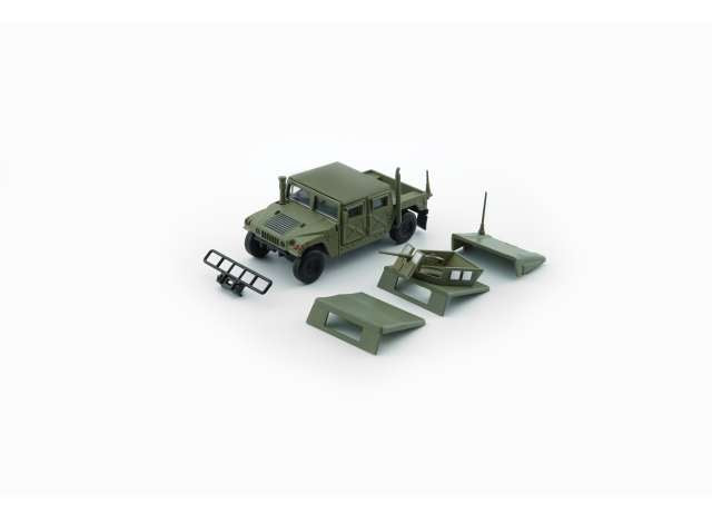 Humvee 4-CT-OD, green 1:64 BM Creations Model