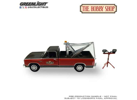 Pre-Order – 1983 Dodge Ram D-100 Royal SE with Drop-In Tow Hook and with Work Lights *The Hobby Shop Series 17*, red 1:64 GreenLight Model (gl97170B) – ETA. September 2026