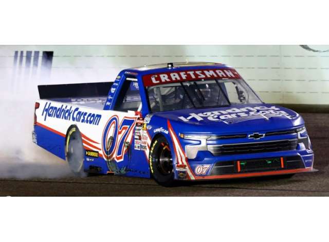 2025 Chevrolet Silverado #07 Kyle Larson *HendrickCars.com*, blue/red/white 1:64 Action Racing Collectibles Model