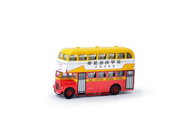 Pre-Order – KMB Daimler A *Bus Captain Training School*, white/red/yellow 1:110 Tiny Toys Model (tinyKMB2024057) – ETA. September 2026