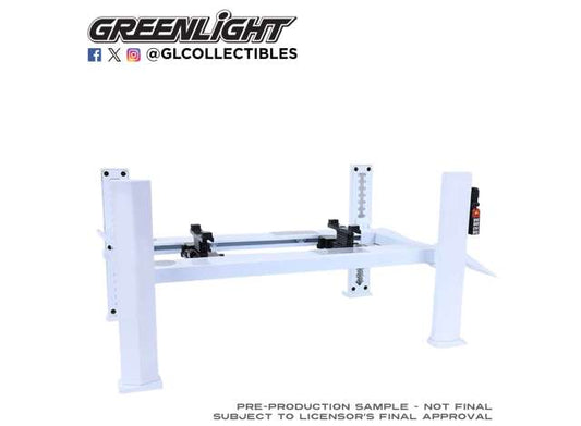 Pre-Order – Four-Post Lift Evergreen, white 1:18 GreenLight Model (gl13710) – ETA. September 2026